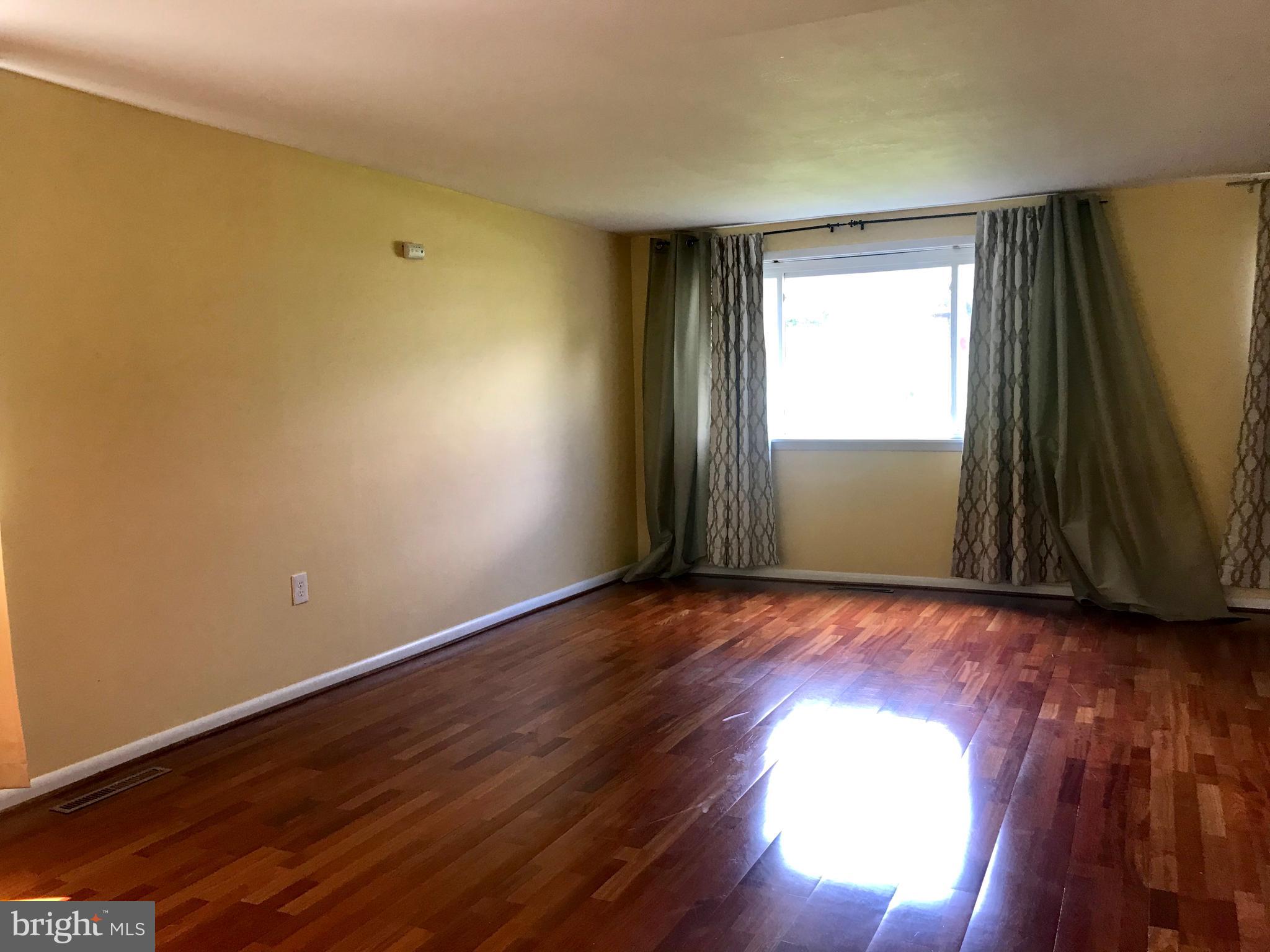 GREEN RIDGE GARDENS - Residential Lease