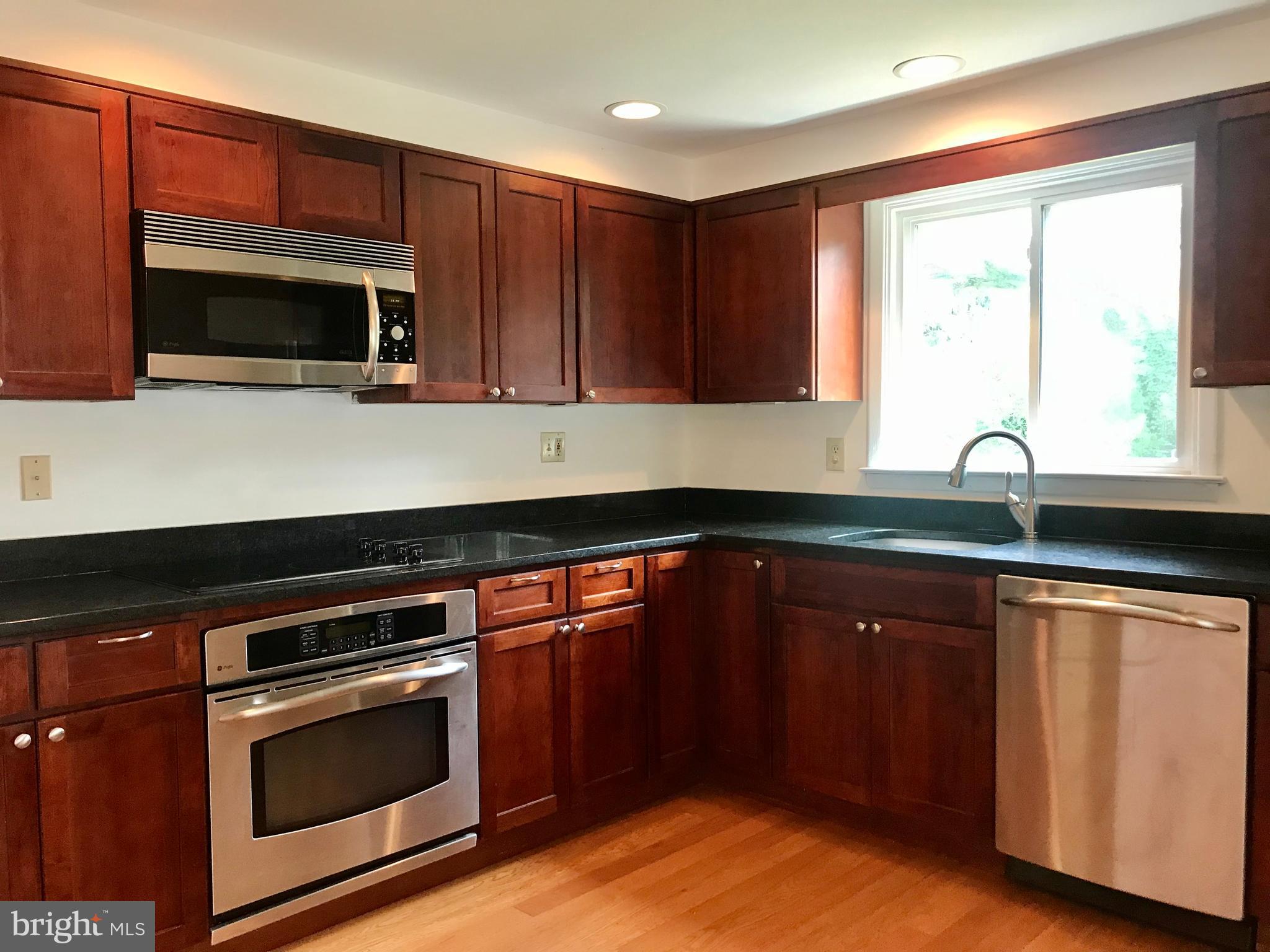 GREEN RIDGE GARDENS - Residential Lease