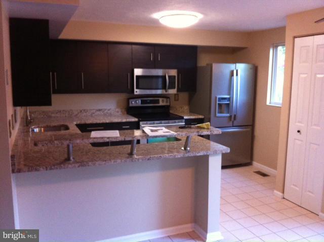 CROSBY HILL - Residential Lease