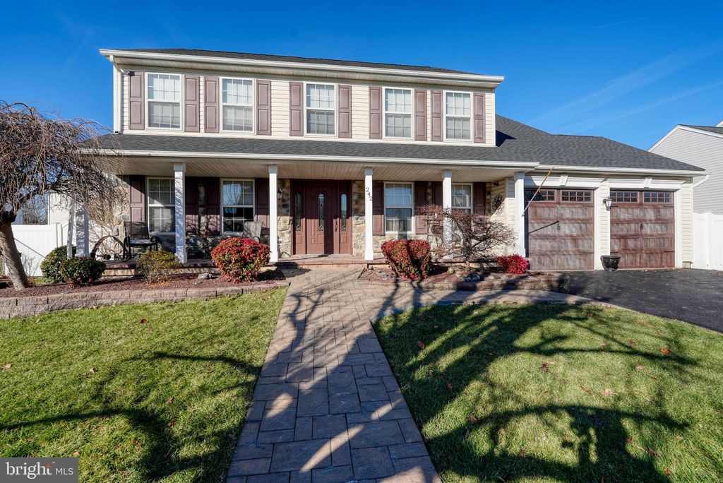 Photo of 242 Snapdragon Street, WARRINGTON, PA 18976 (MLS # PABU2109480)