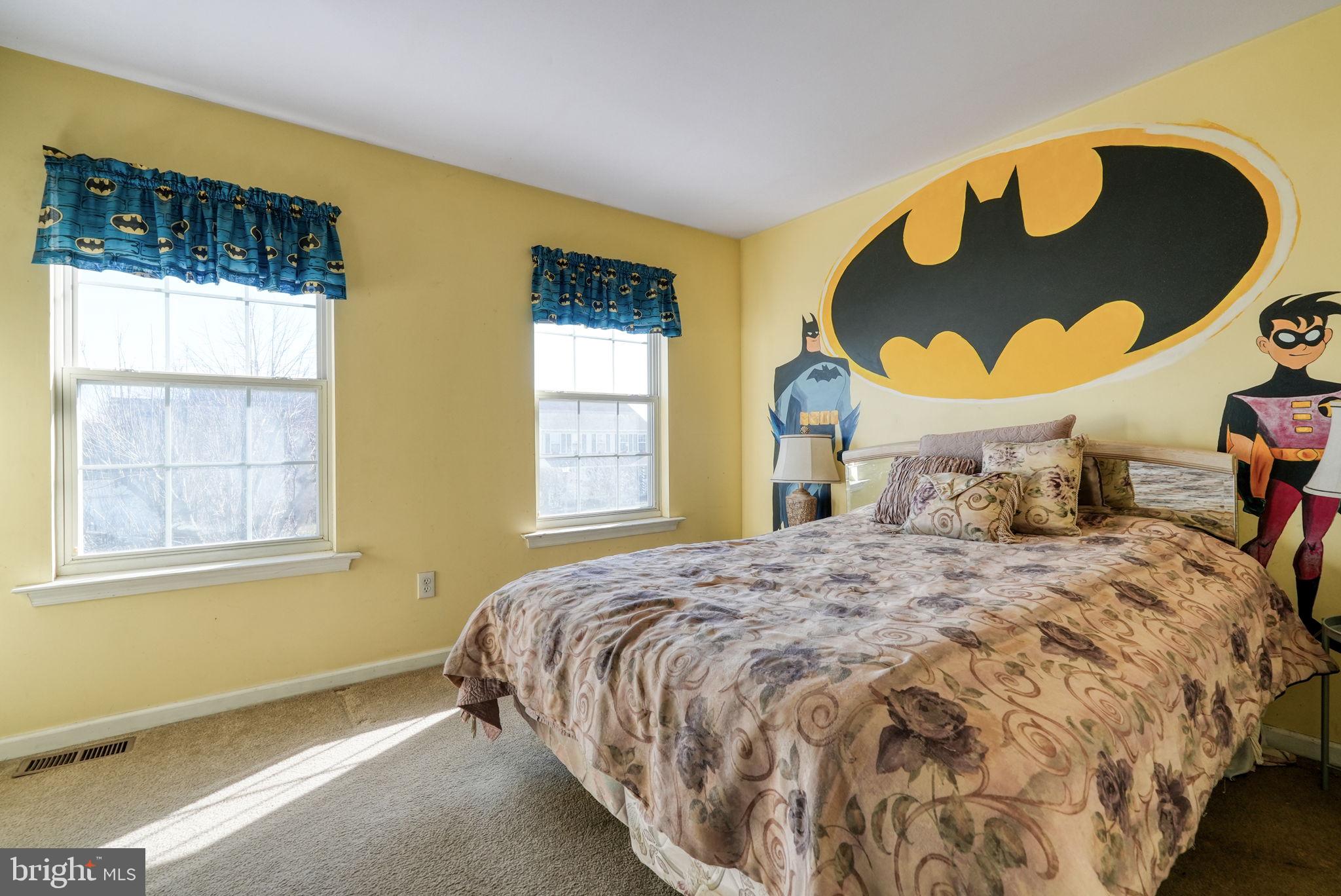 MAPLE KNOLL - Residential