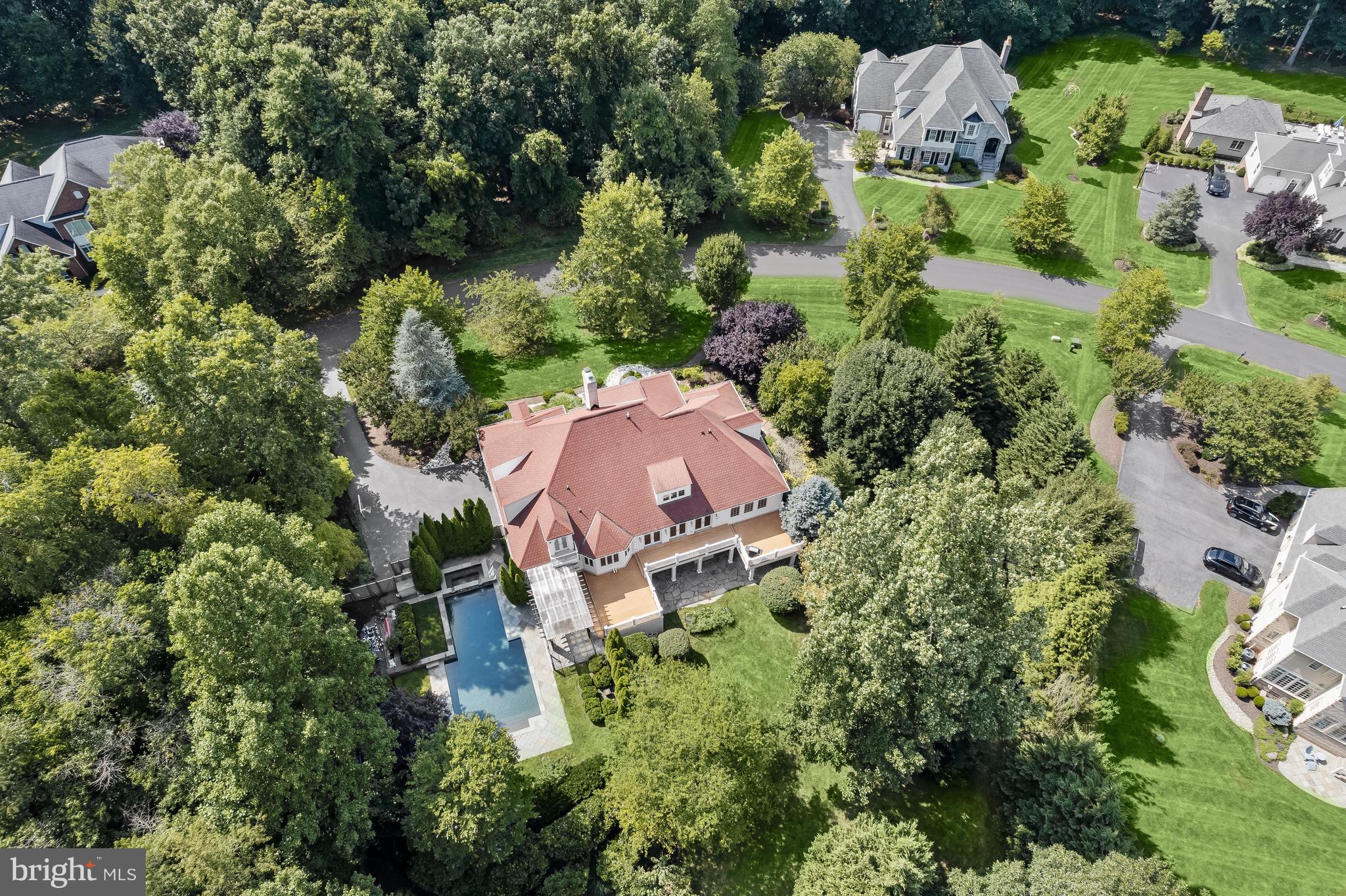 THE WOODS OF WELLINGTON - Residential