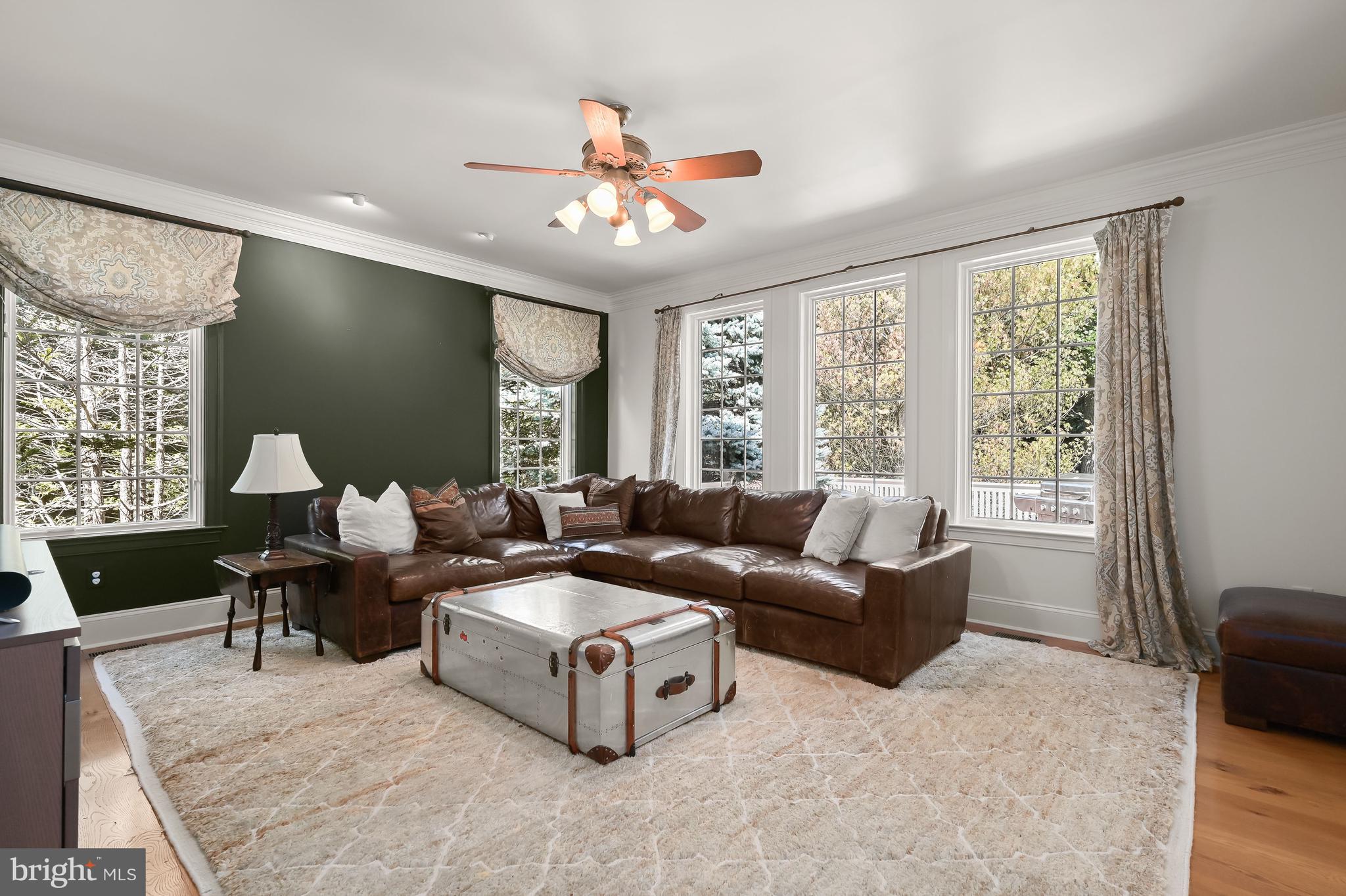 THE WOODS OF WELLINGTON - Residential