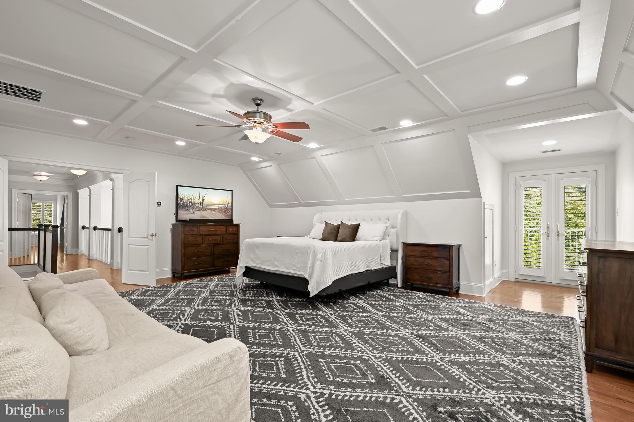 THE WOODS OF WELLINGTON - Residential