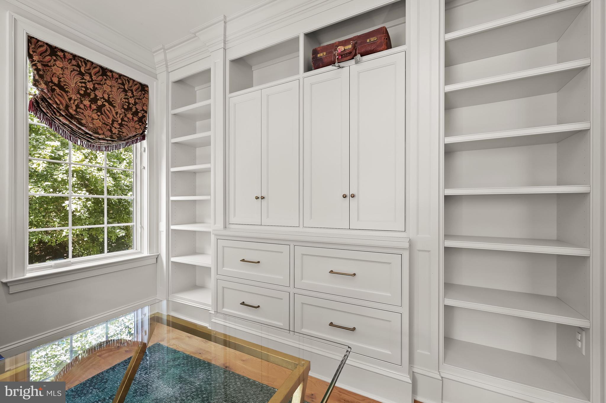 THE WOODS OF WELLINGTON - Residential