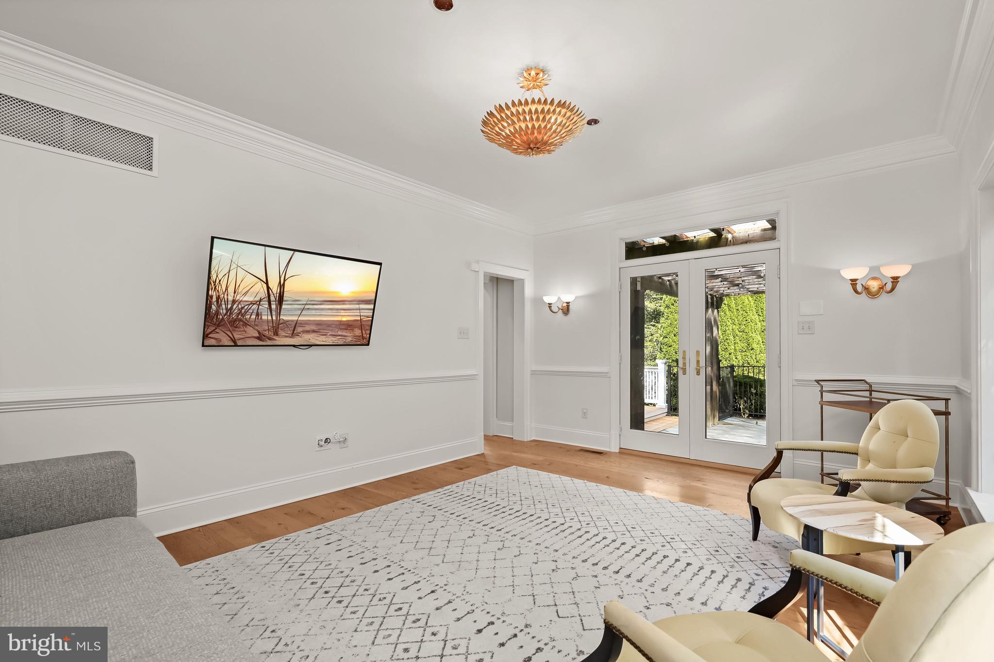 THE WOODS OF WELLINGTON - Residential