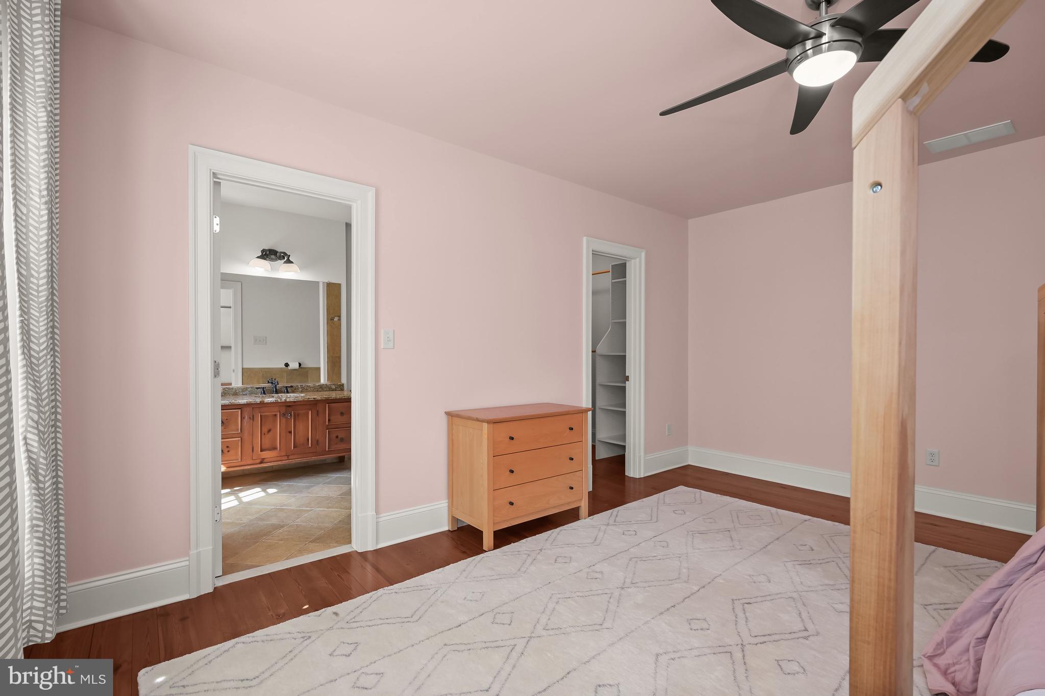 THE WOODS OF WELLINGTON - Residential