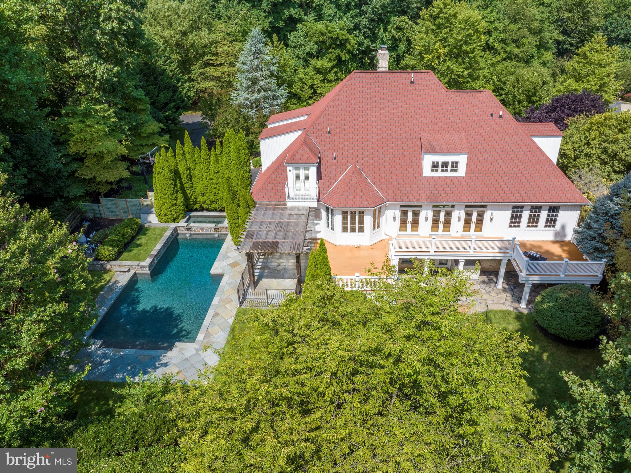 THE WOODS OF WELLINGTON - Residential