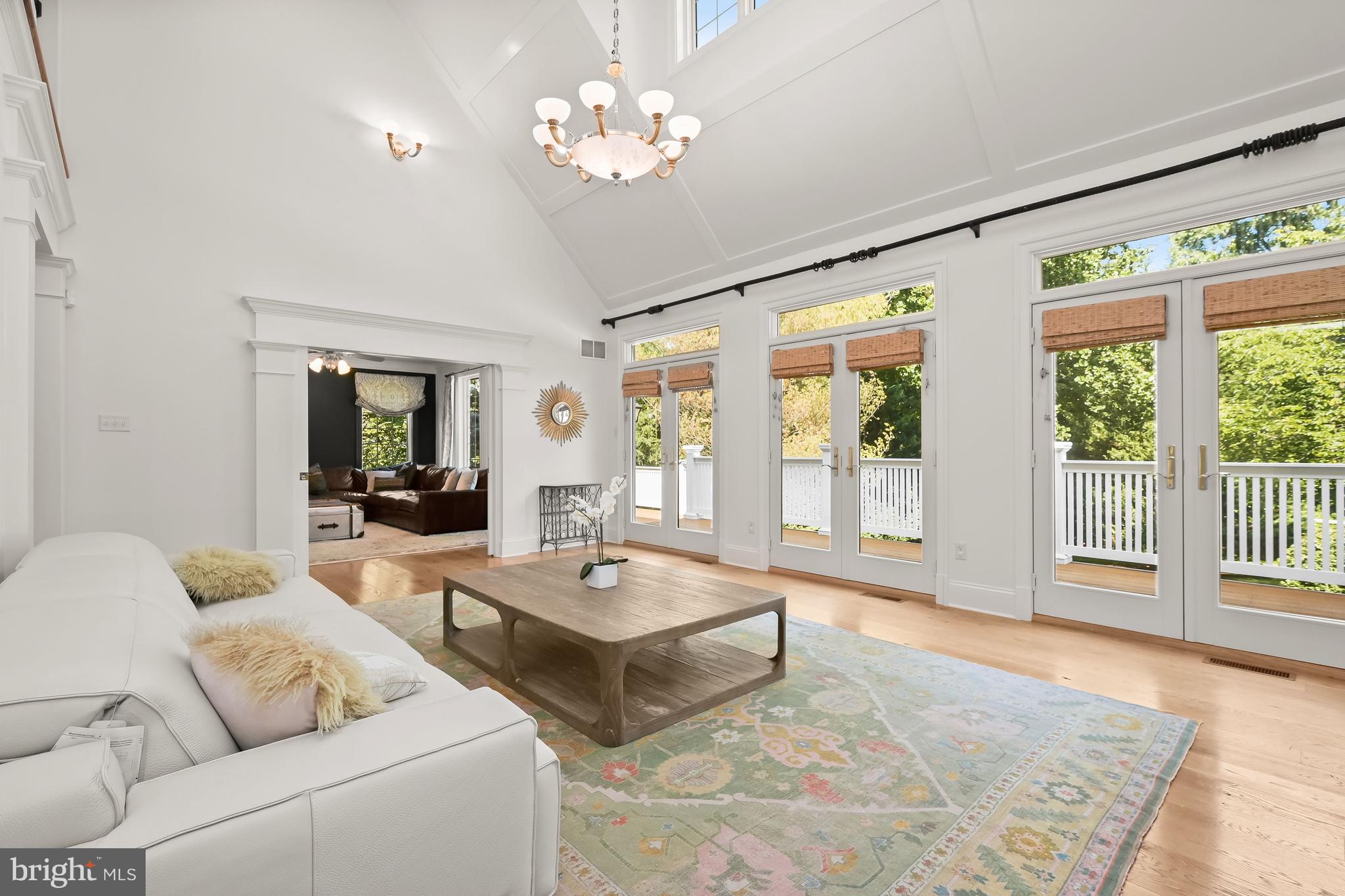 THE WOODS OF WELLINGTON - Residential