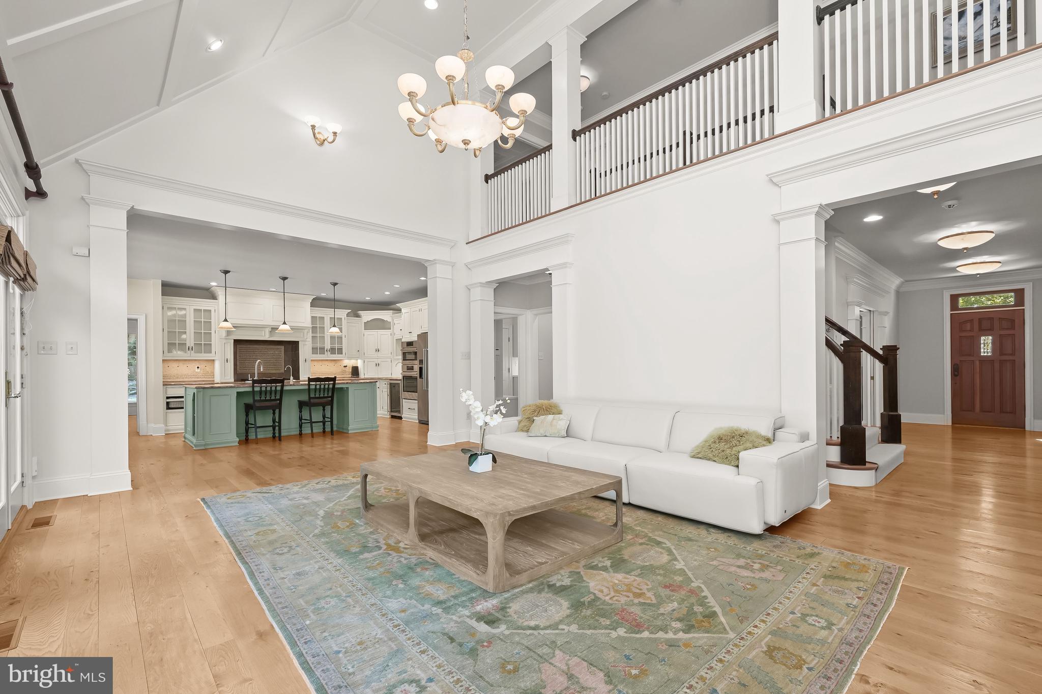 THE WOODS OF WELLINGTON - Residential