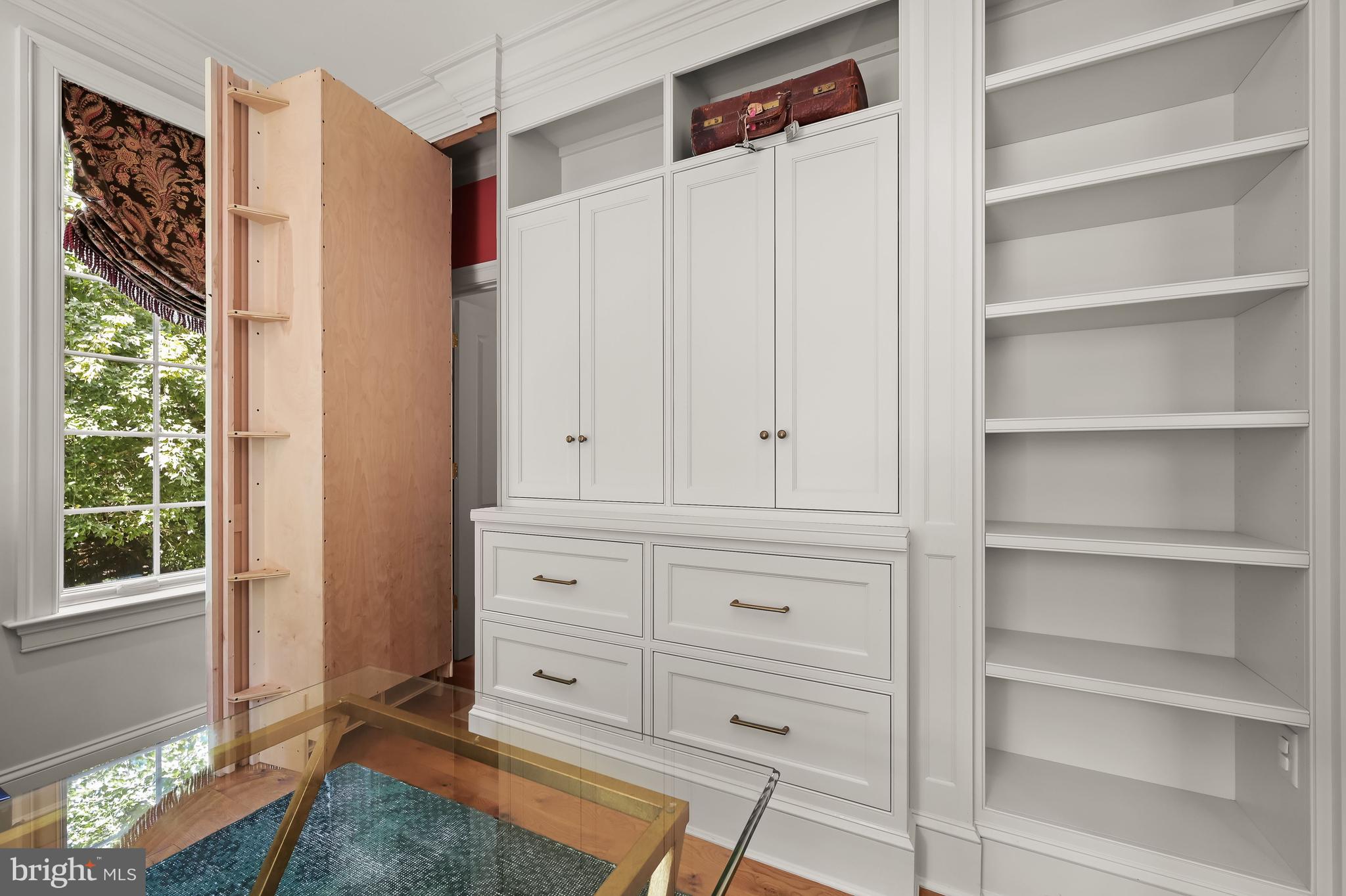 THE WOODS OF WELLINGTON - Residential