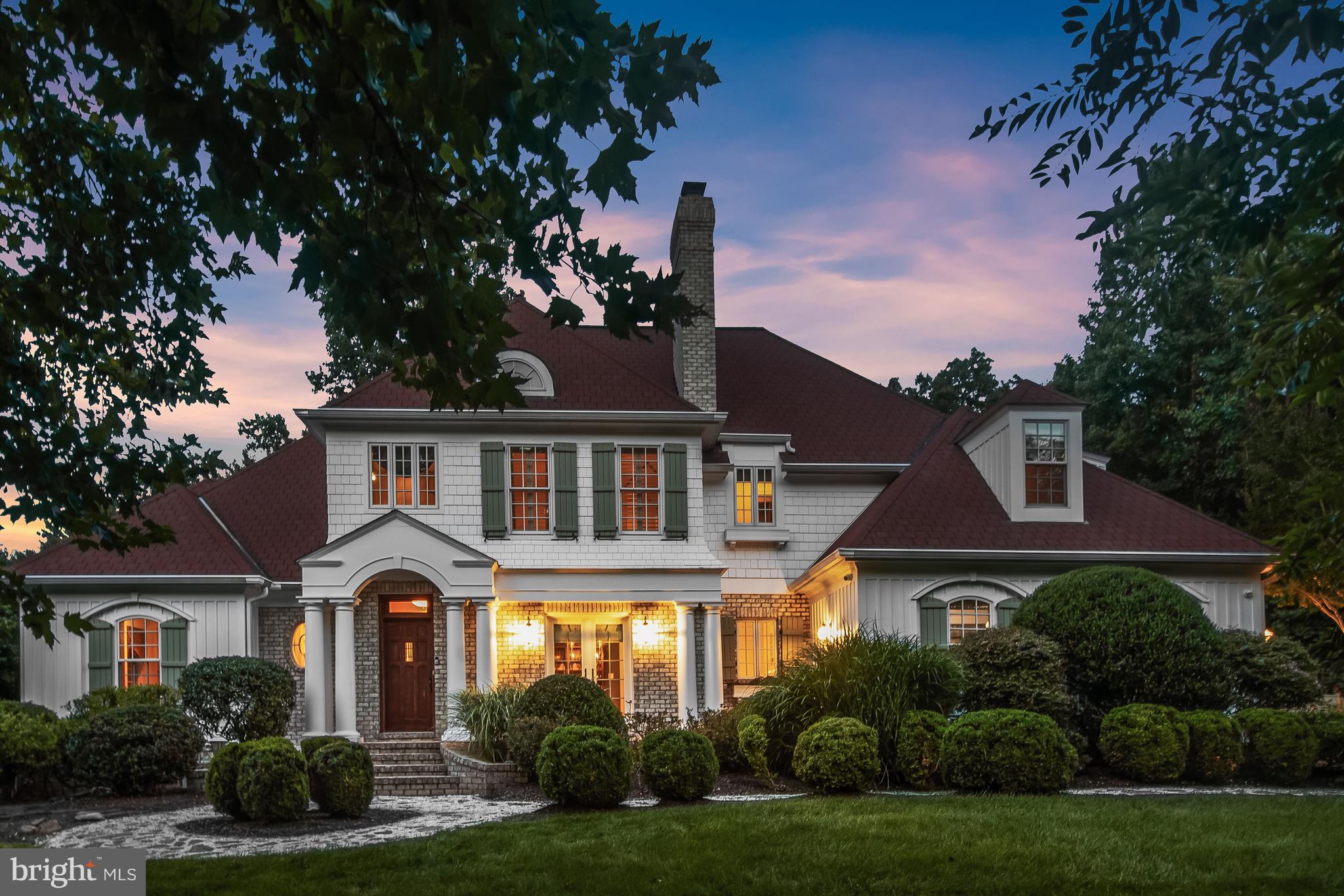 THE WOODS OF WELLINGTON - Residential