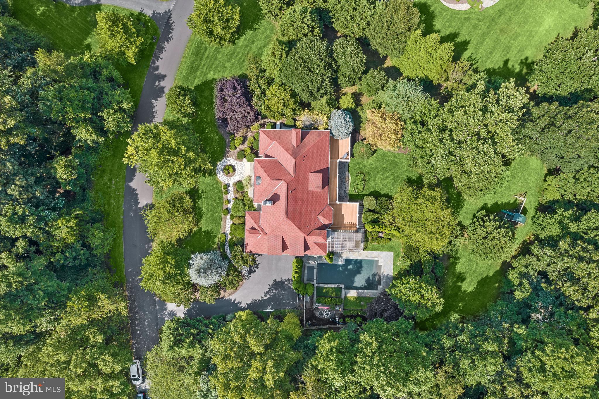 THE WOODS OF WELLINGTON - Residential