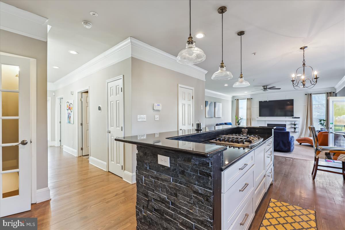 GLENN ESTATES - Residential