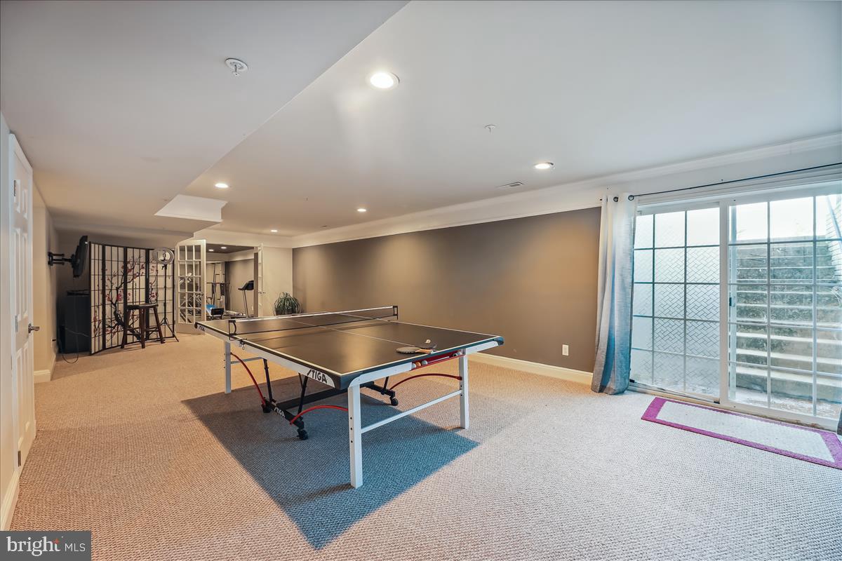 GLENN ESTATES - Residential