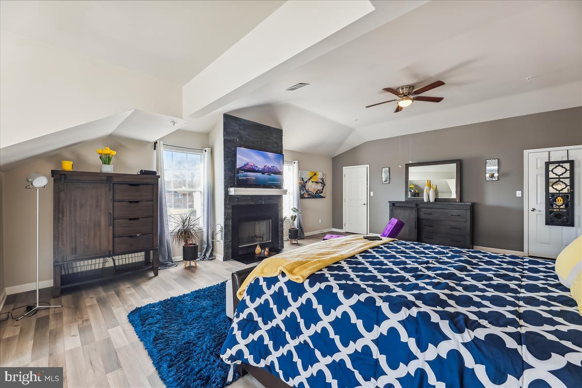 GLENN ESTATES - Residential