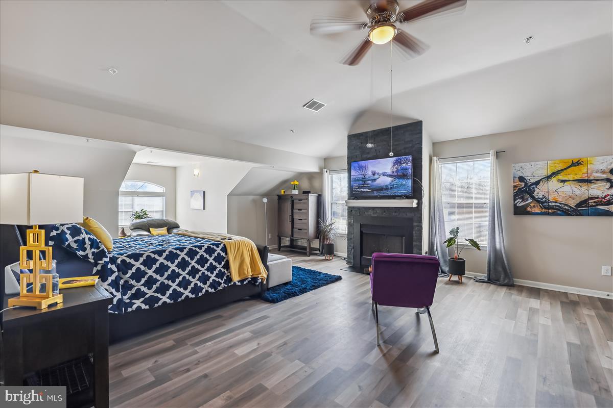 GLENN ESTATES - Residential