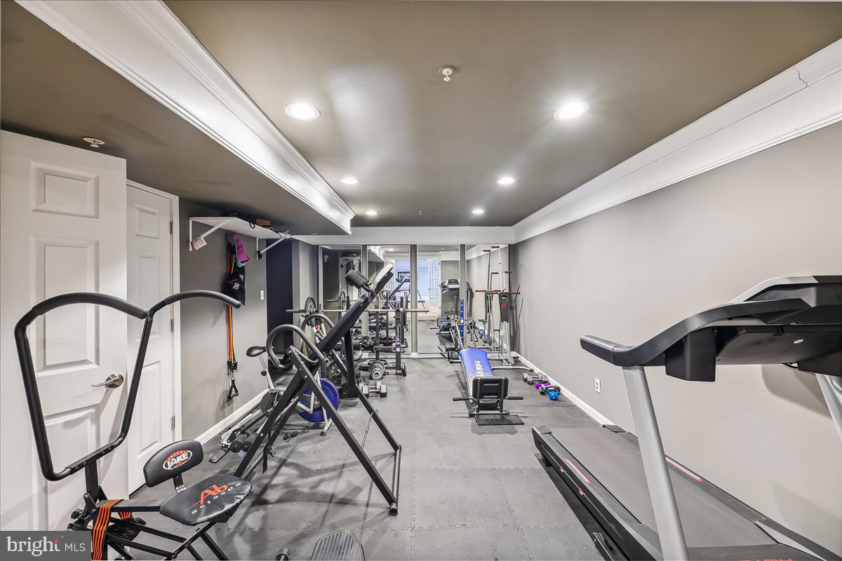 GLENN ESTATES - Residential