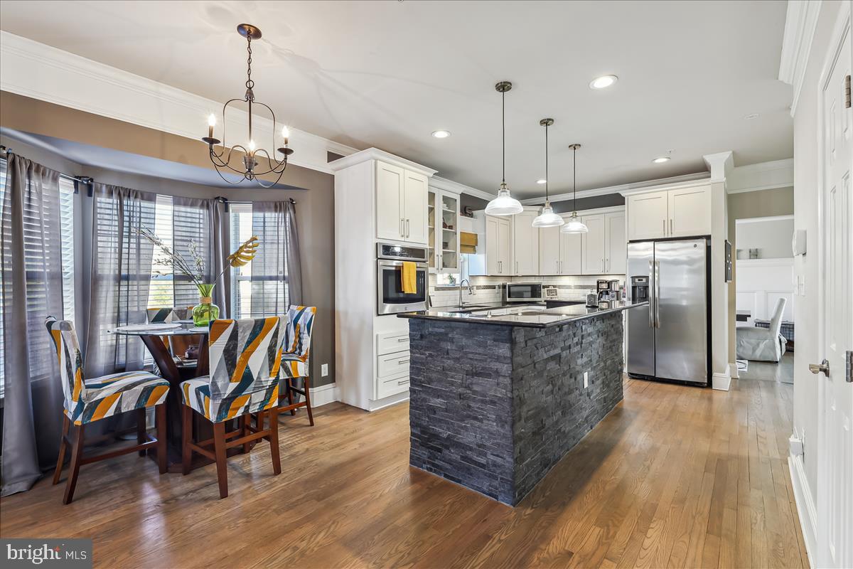 GLENN ESTATES - Residential