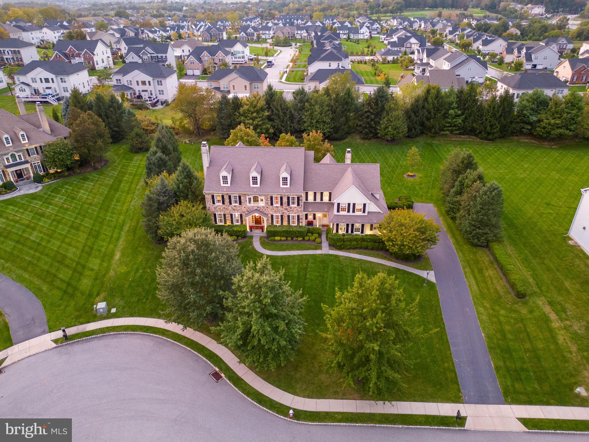 EDGEHILL - Residential