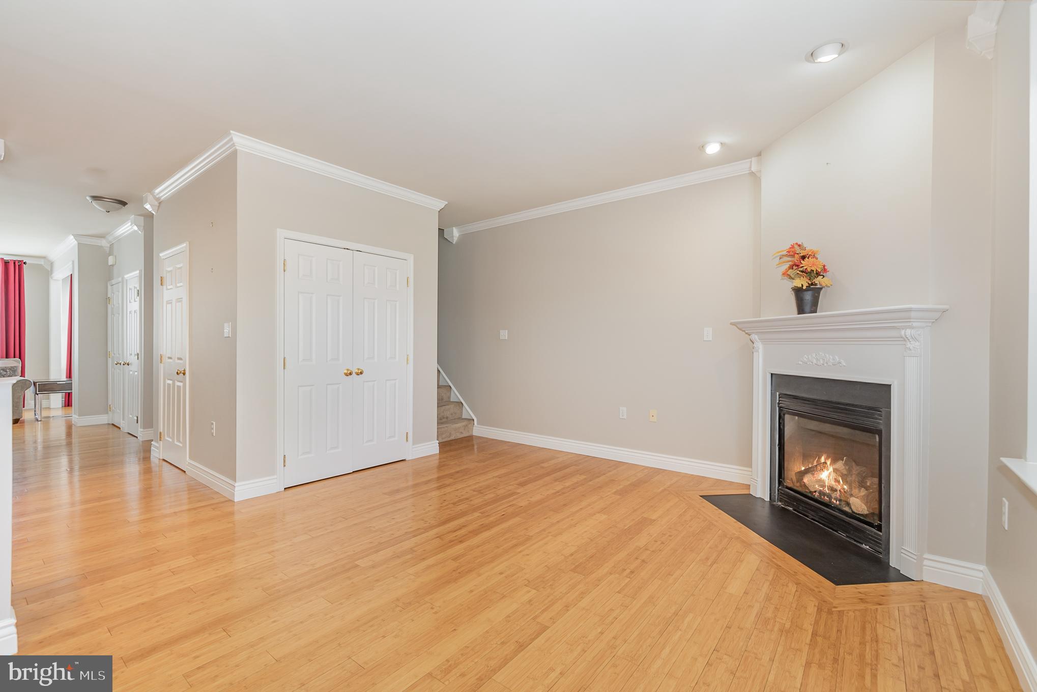 BROOK MEADOW - Residential Lease