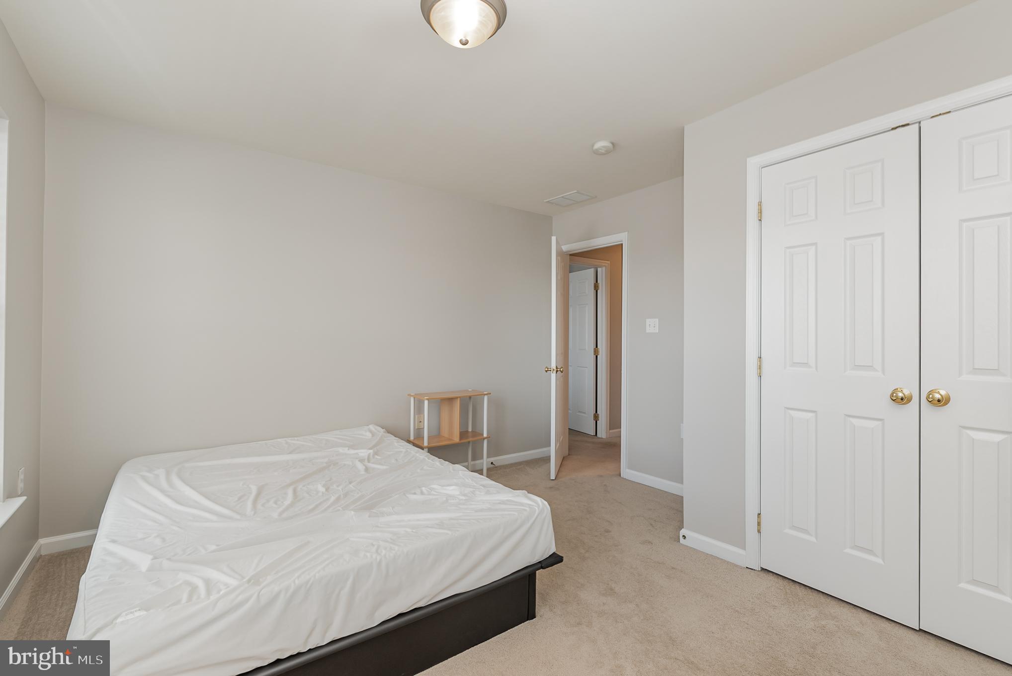 BROOK MEADOW - Residential Lease
