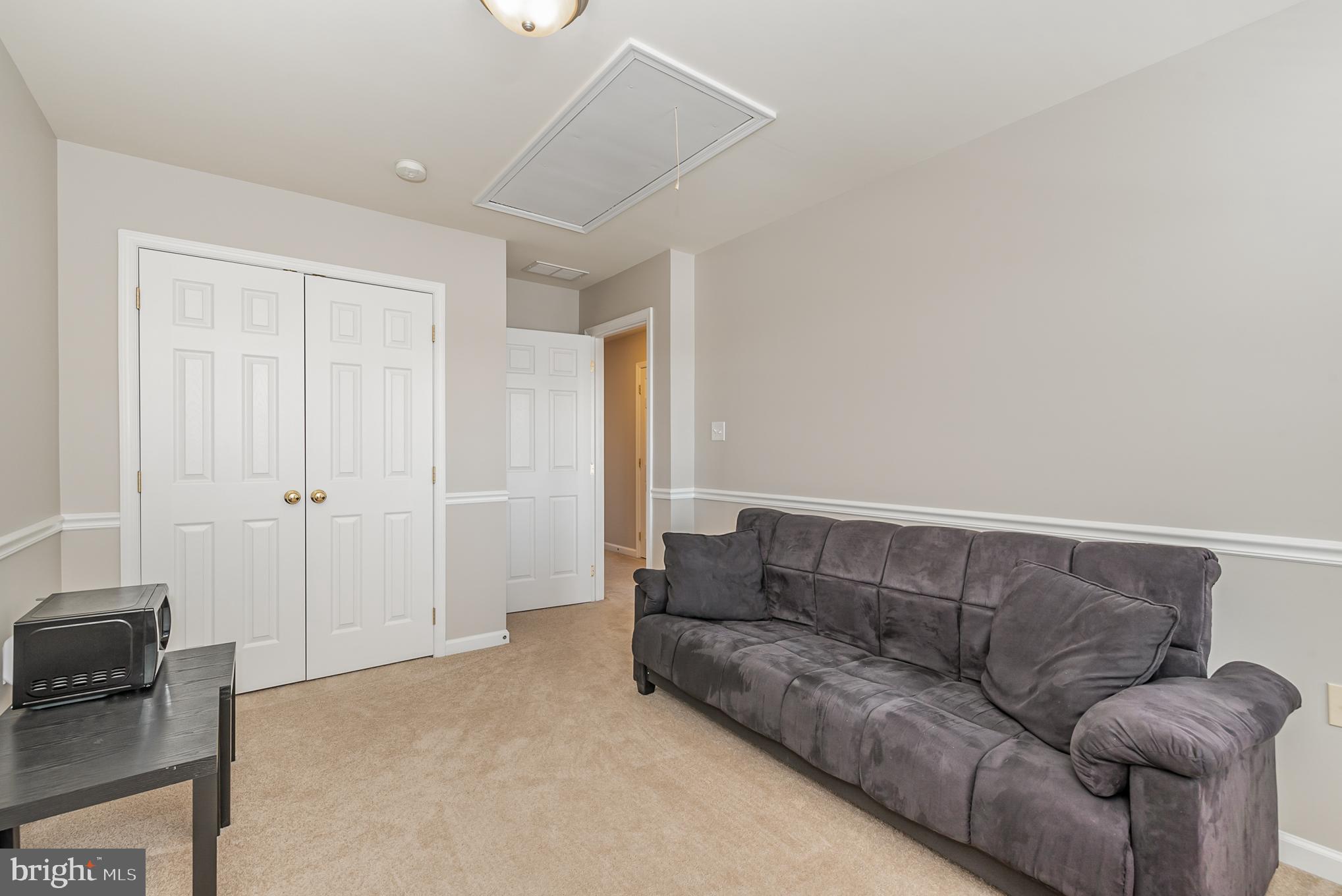 BROOK MEADOW - Residential Lease