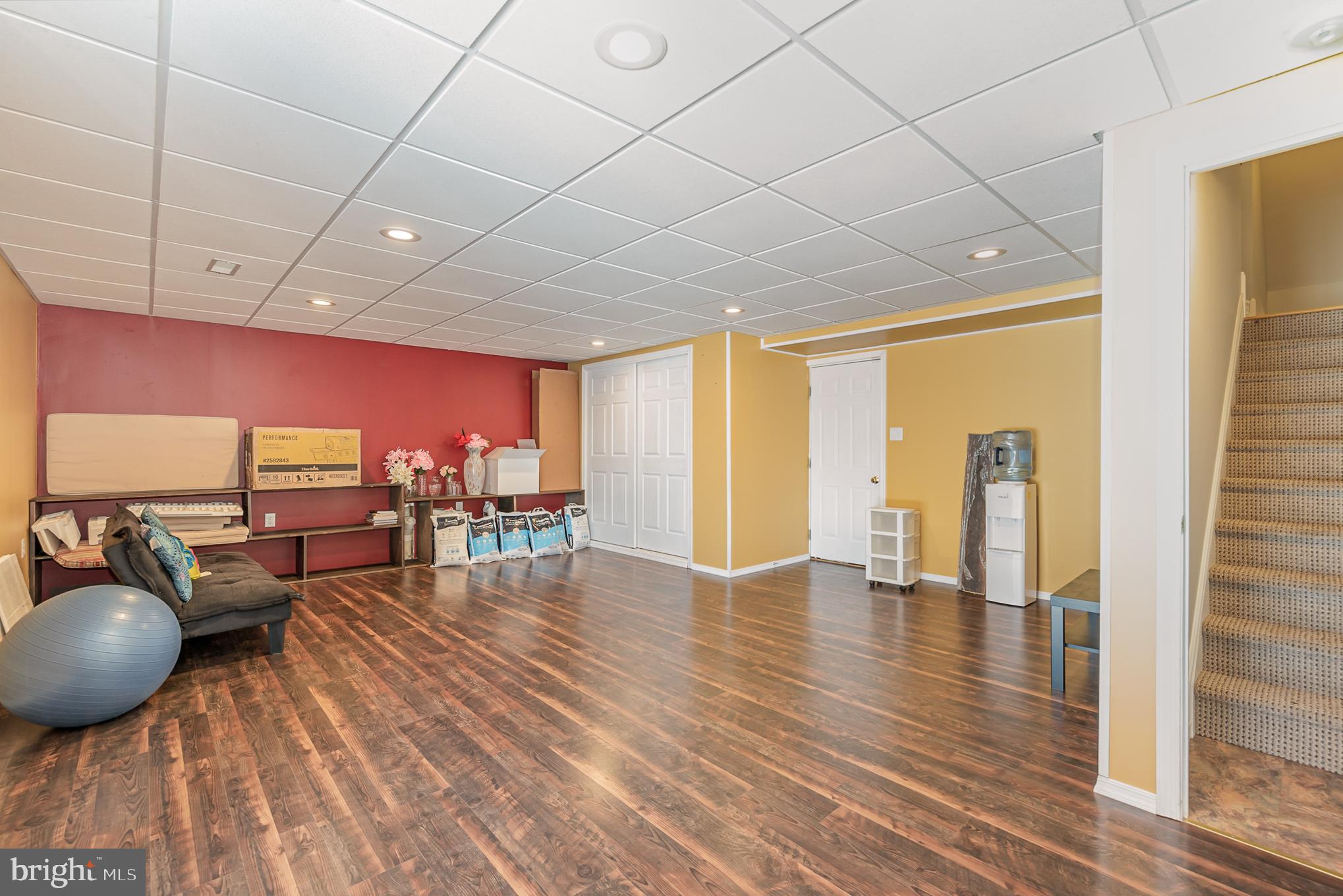 BROOK MEADOW - Residential Lease