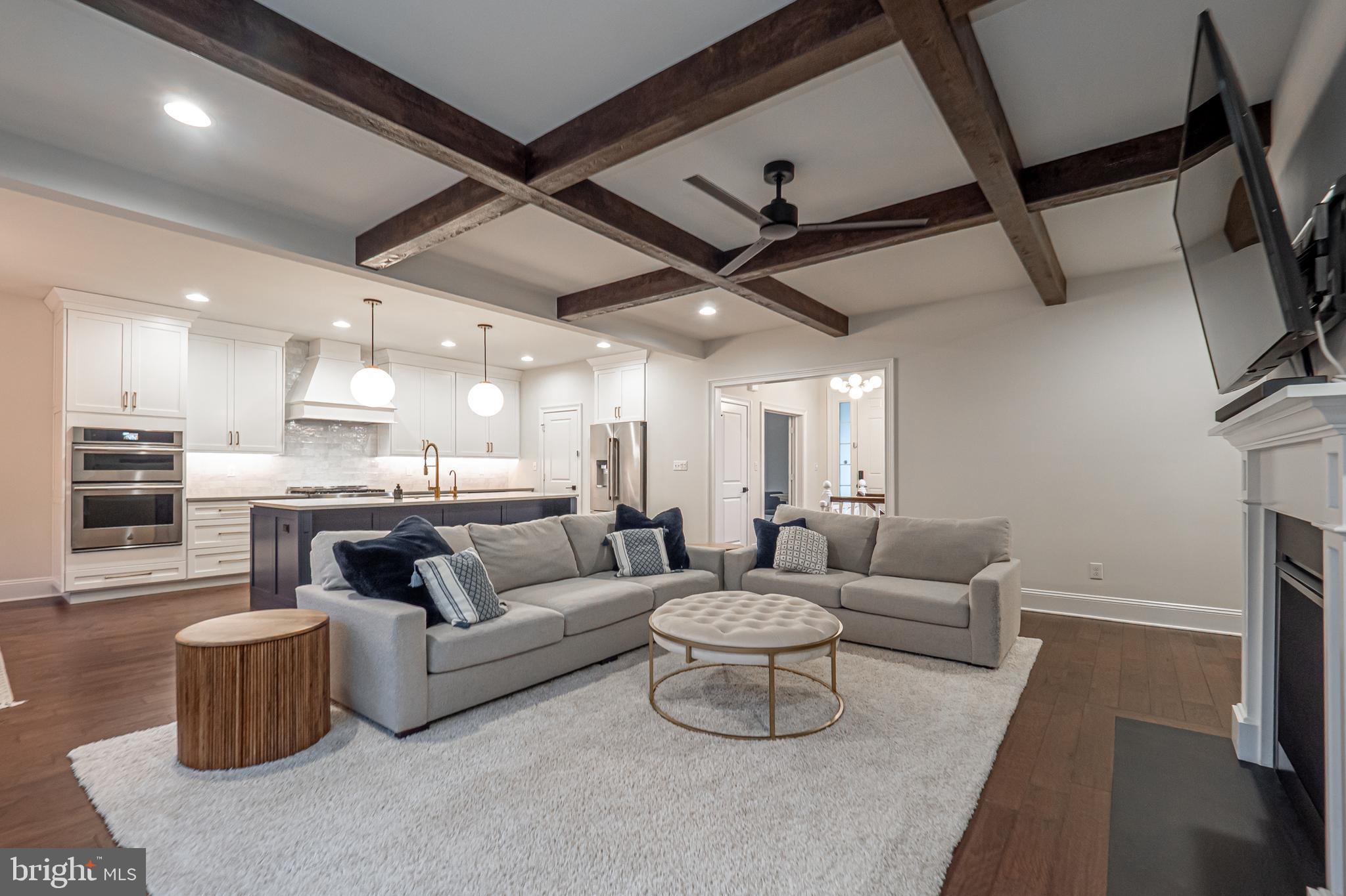 THE VILLAGES AT NORTHRIDGE - Residential