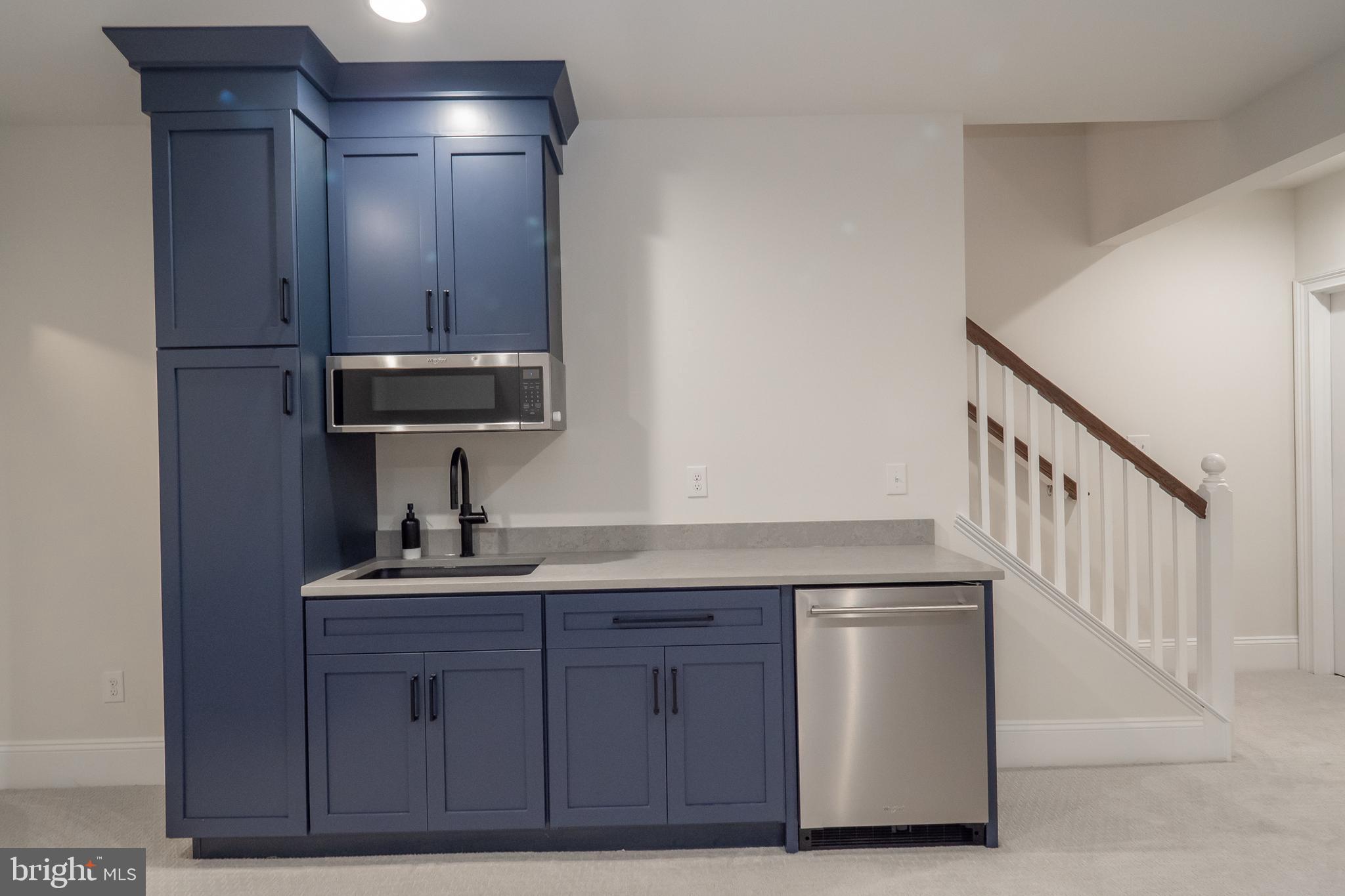 THE VILLAGES AT NORTHRIDGE - Residential