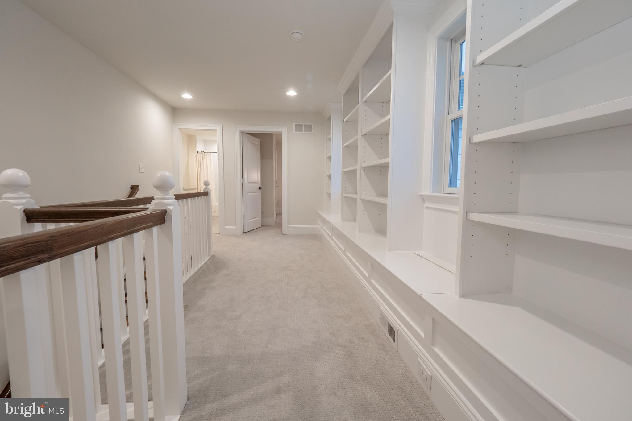 THE VILLAGES AT NORTHRIDGE - Residential