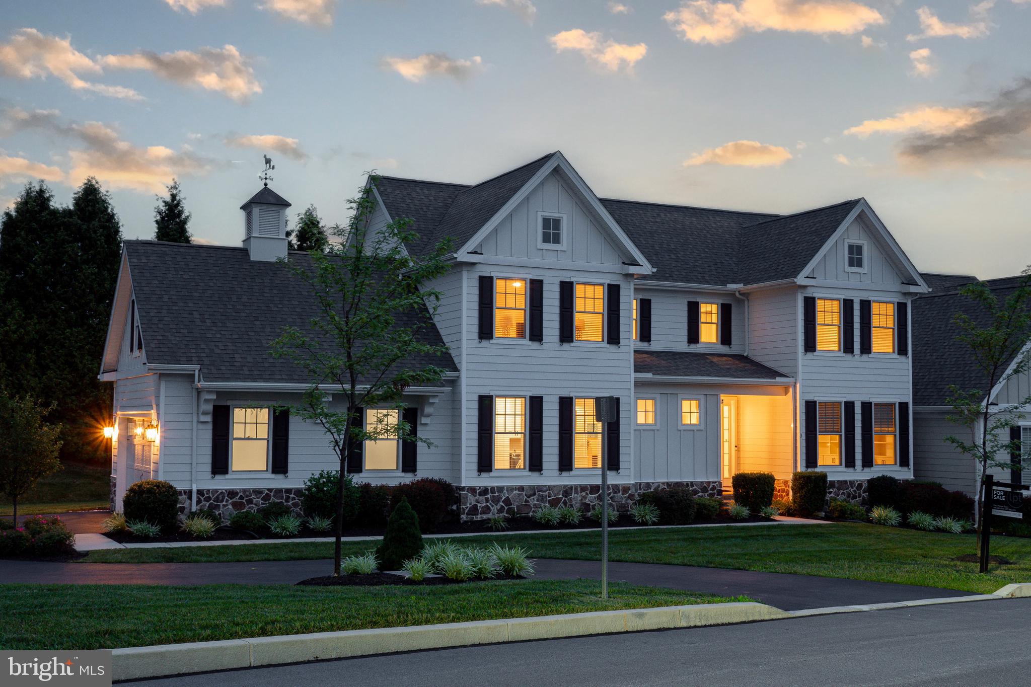 THE VILLAGES AT NORTHRIDGE - Residential