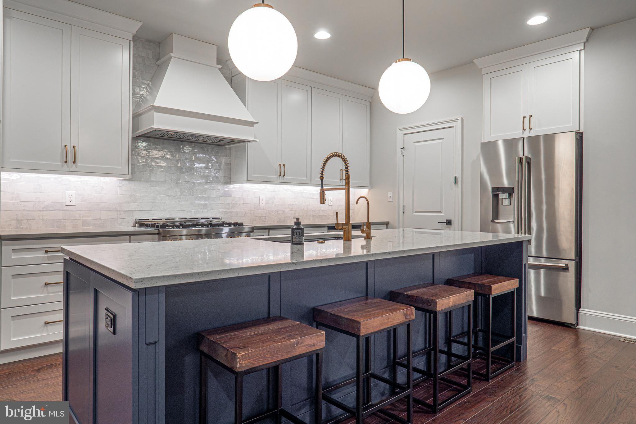 THE VILLAGES AT NORTHRIDGE - Residential