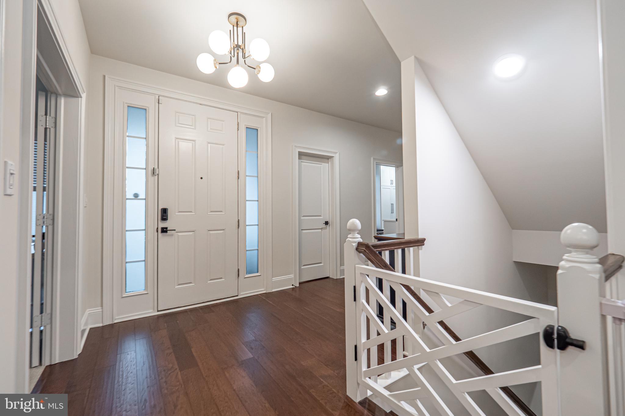 THE VILLAGES AT NORTHRIDGE - Residential