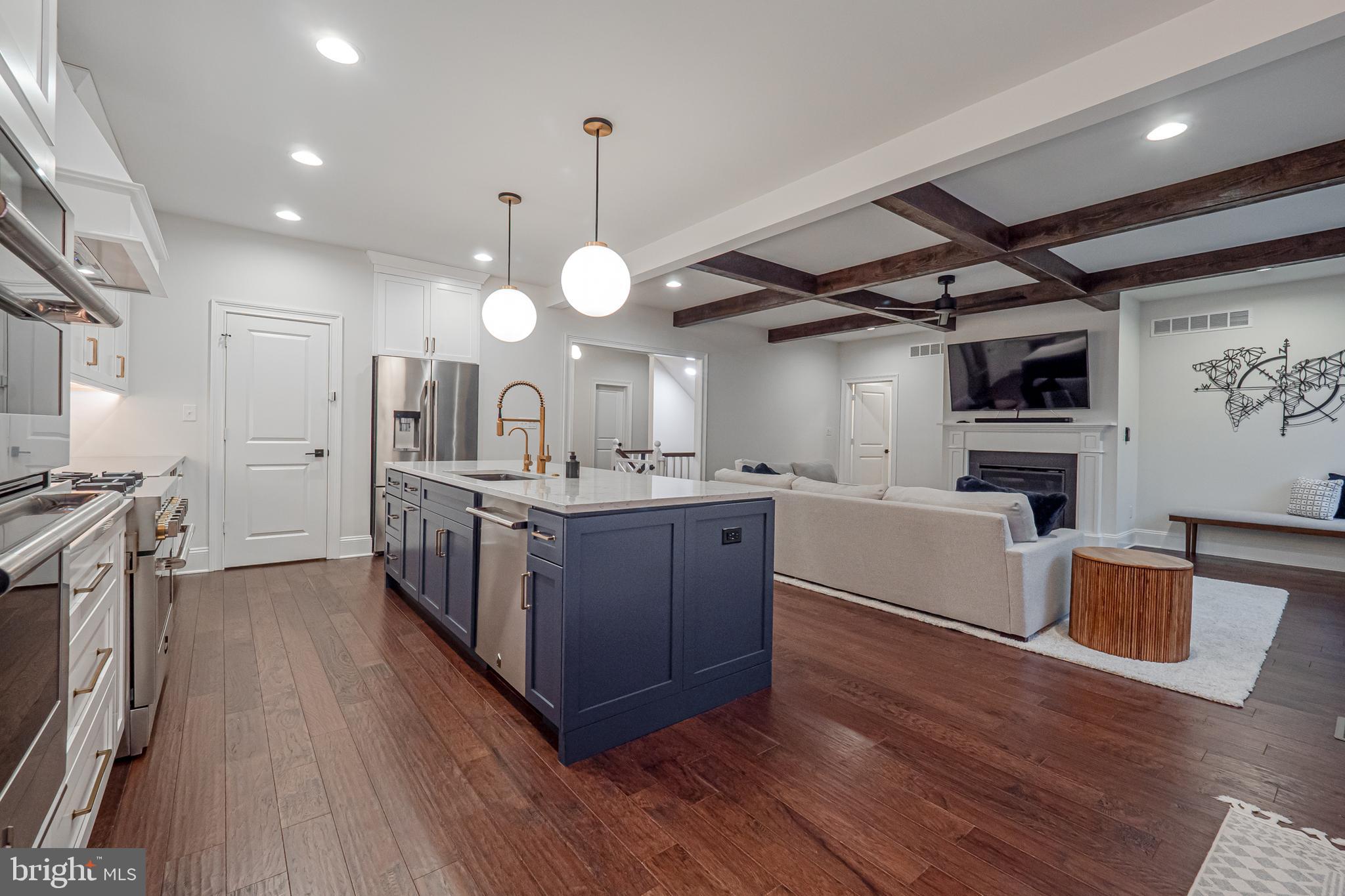 THE VILLAGES AT NORTHRIDGE - Residential