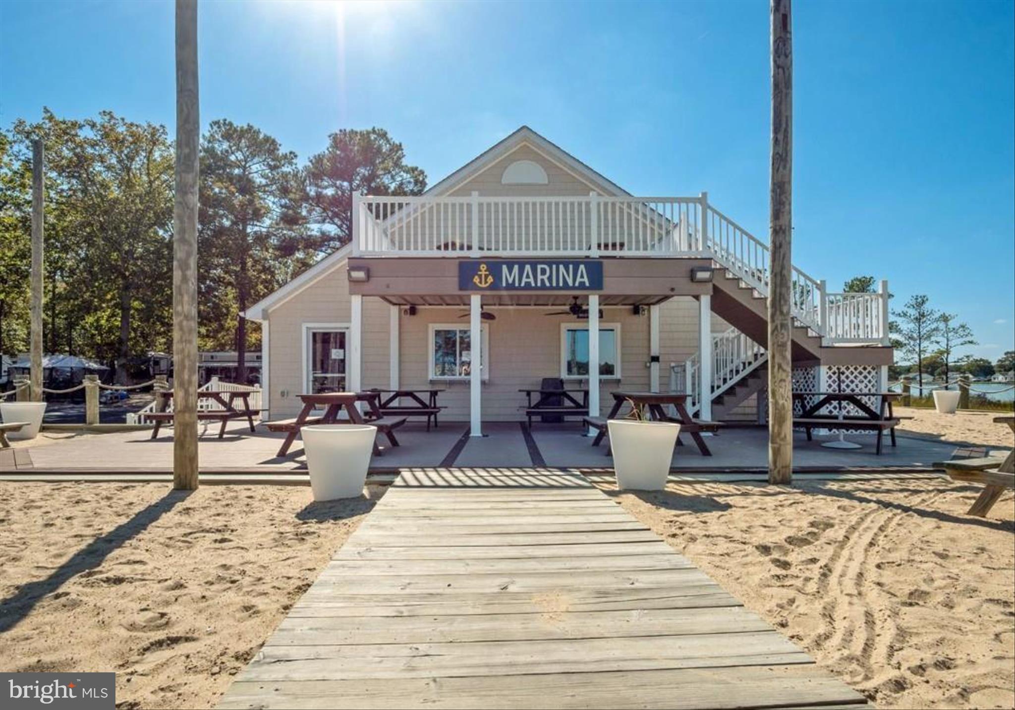 SUN RETREATS REHOBOTH BAY - Residential