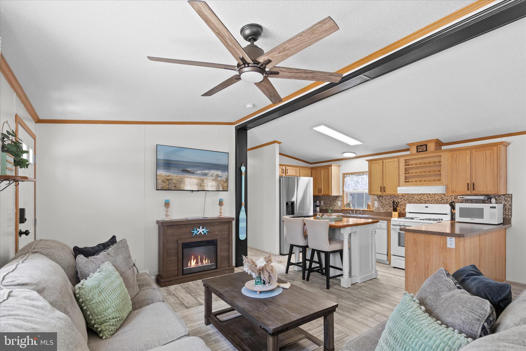 SUN RETREATS REHOBOTH BAY - Residential