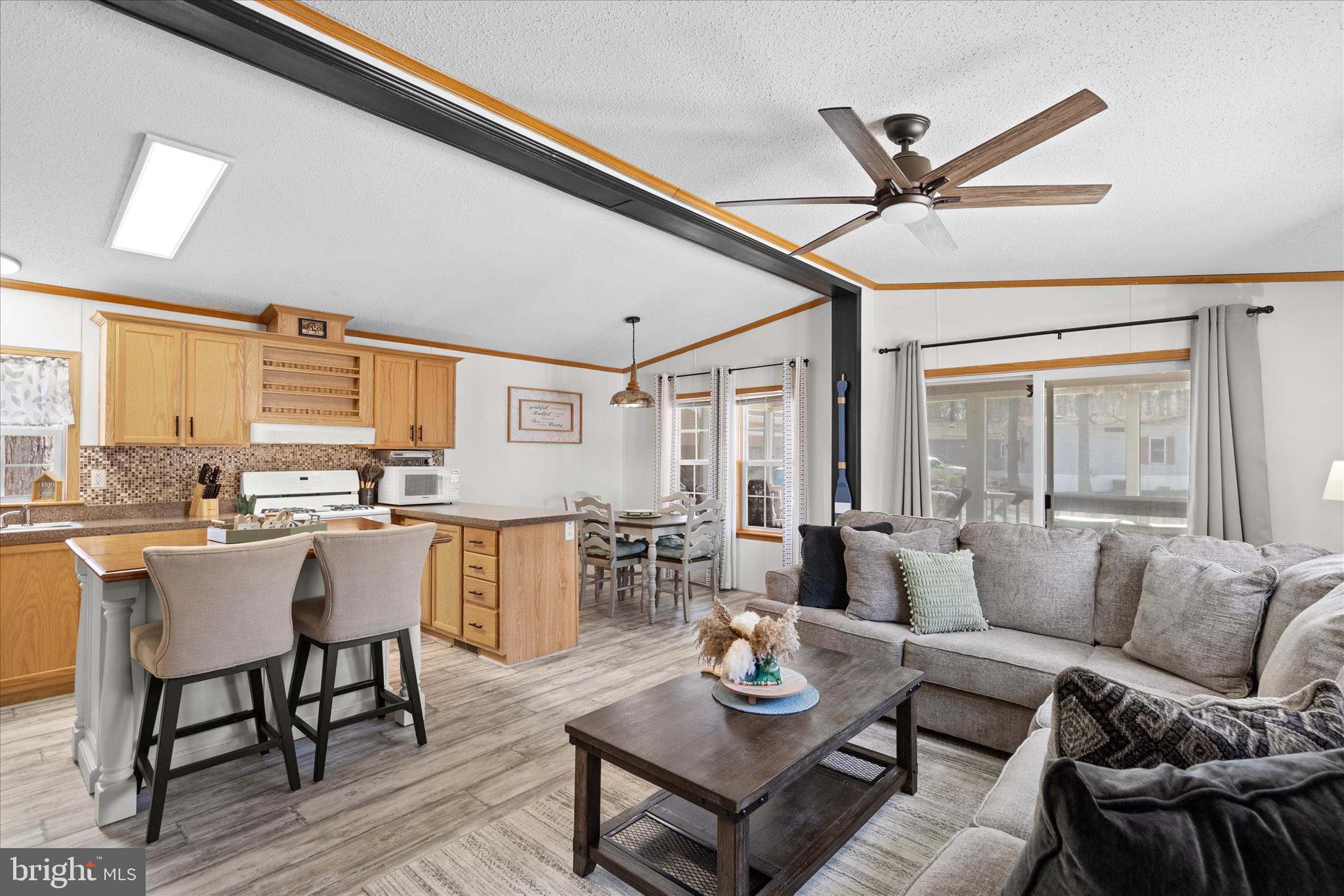 SUN RETREATS REHOBOTH BAY - Residential