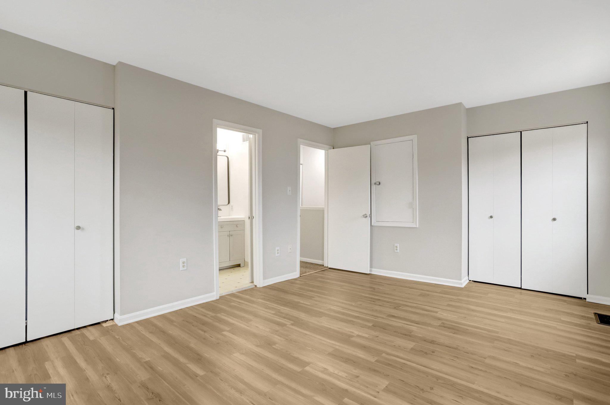 BURKE MANOR - Residential