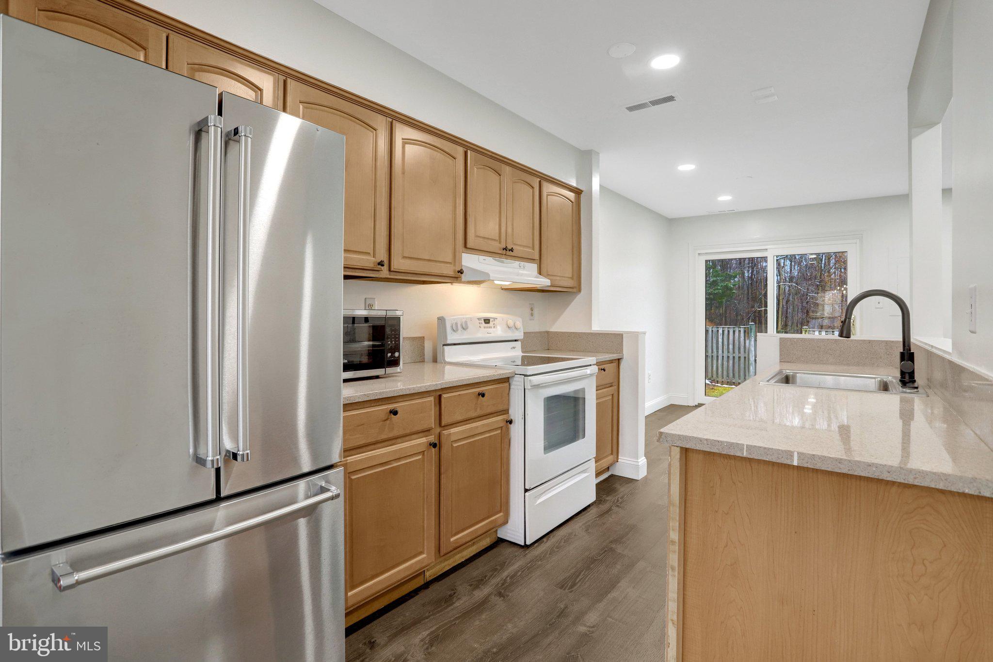 BURKE MANOR - Residential