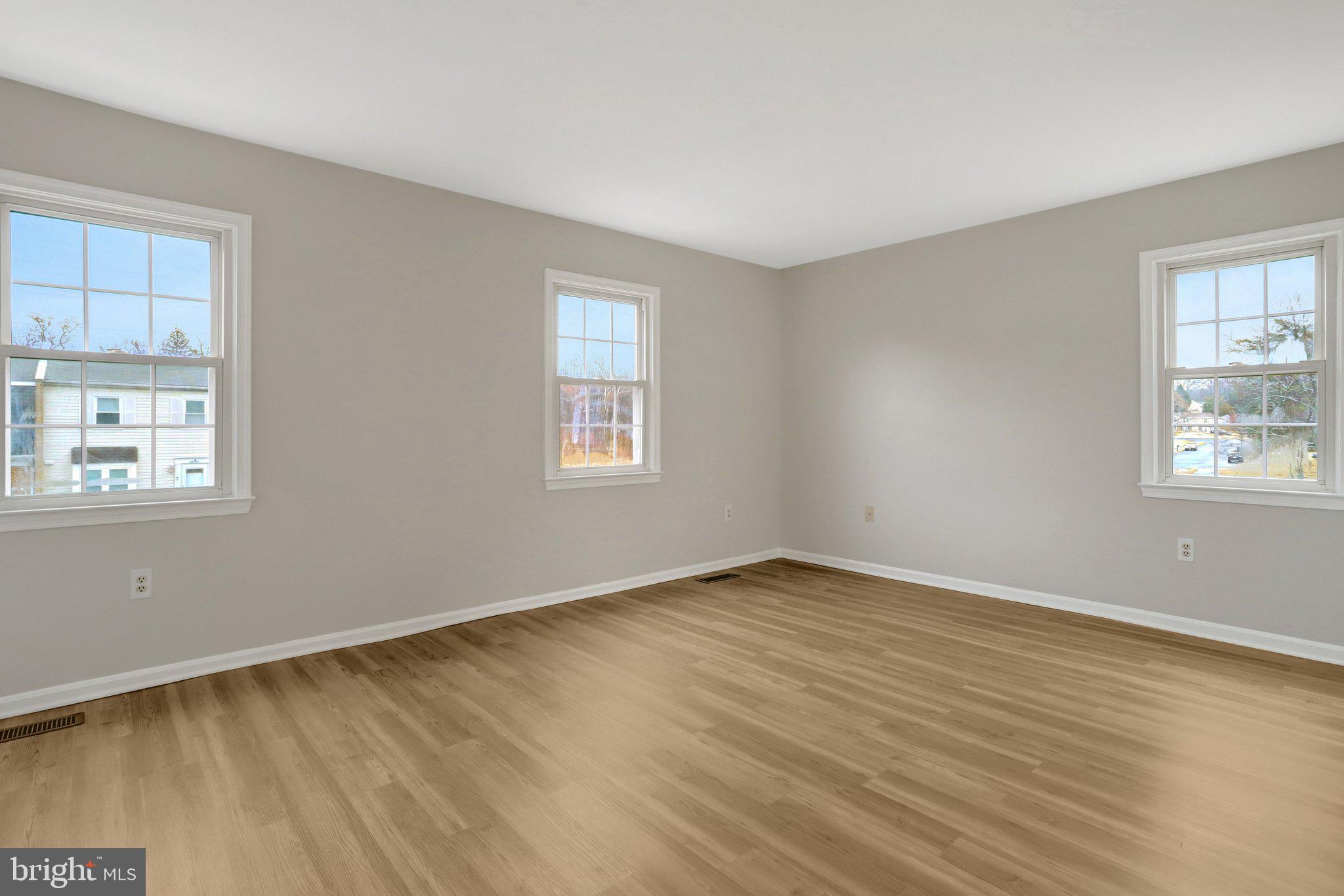 BURKE MANOR - Residential