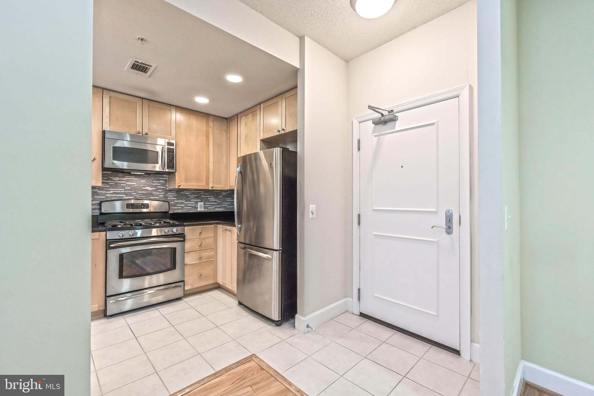 3600 S GLEBE ROAD 221W