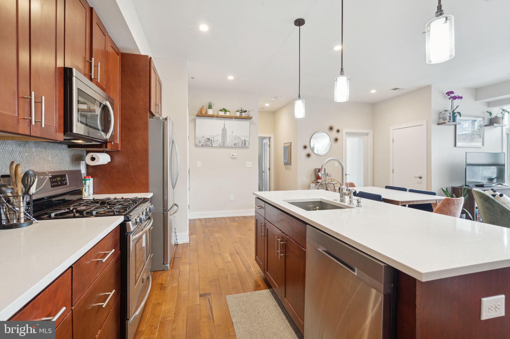 OLDE KENSINGTON - Residential Lease