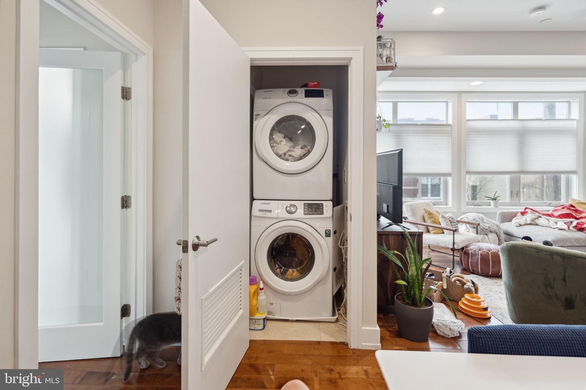 OLDE KENSINGTON - Residential Lease