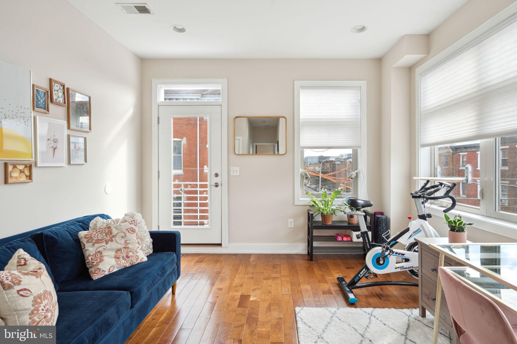 OLDE KENSINGTON - Residential Lease