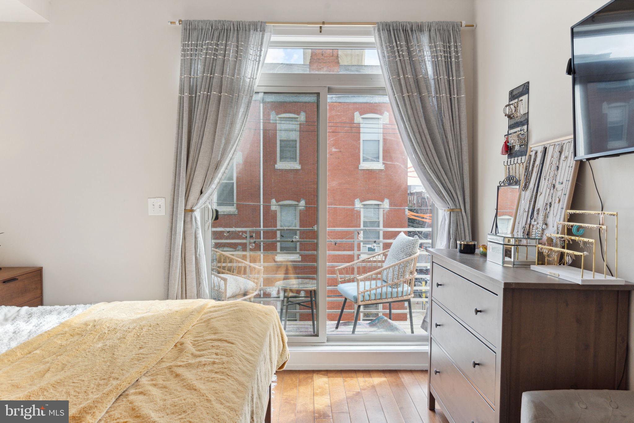 OLDE KENSINGTON - Residential Lease