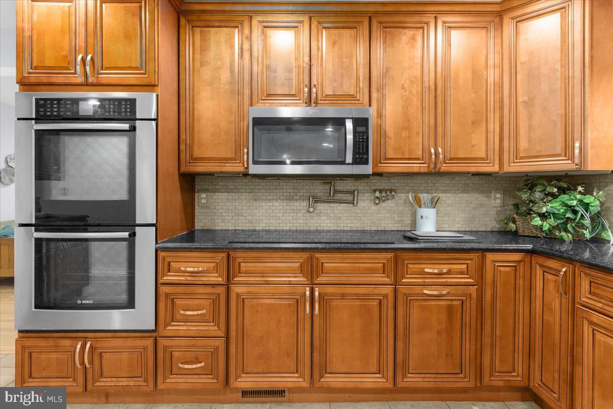 CHEVAL TRAILS - Residential