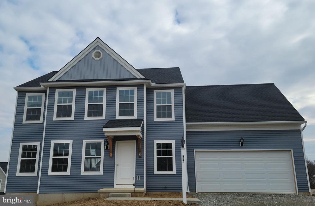 Photo of 316 DARLINGTON CT, NEW PROVIDENCE, PA 17560 (MLS # PALA2028352)