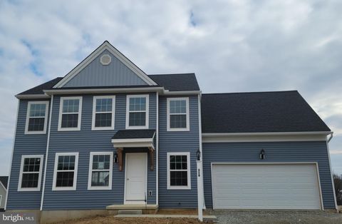 Photo of 316 DARLINGTON CT, NEW PROVIDENCE, PA 17560 (MLS # PALA2028352)