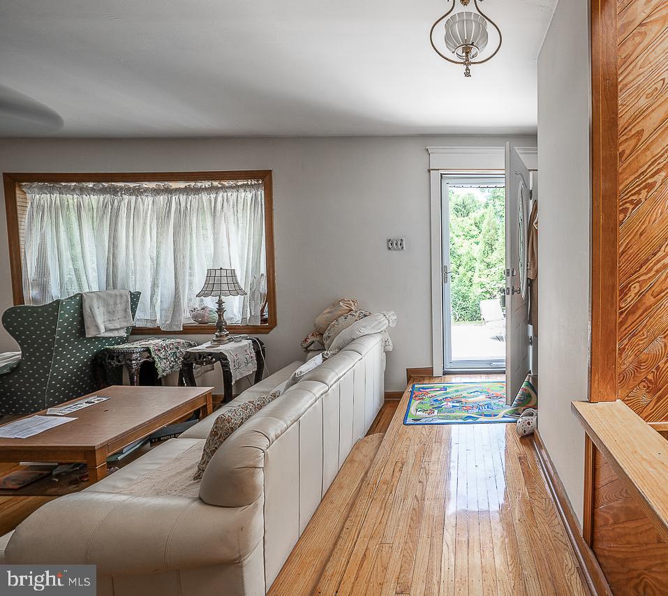 446 IRISH ROAD
